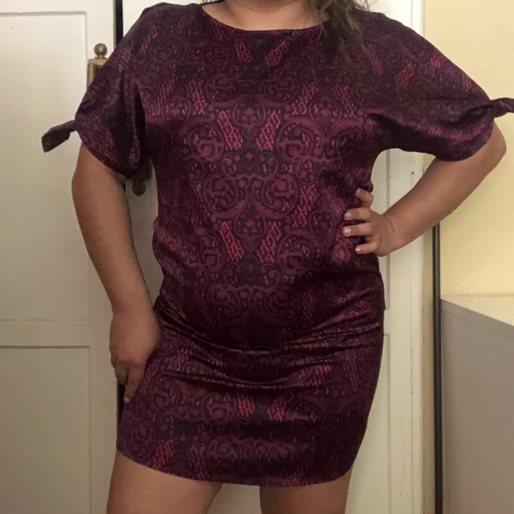 Purple/Violet pattern dress